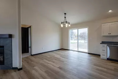 710 Morning Star Lane, Plover, WI 54467 - Photo 6