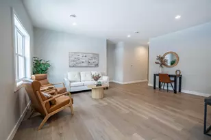 126 Bennington Ct, Plover, WI 54467 - Photo 6