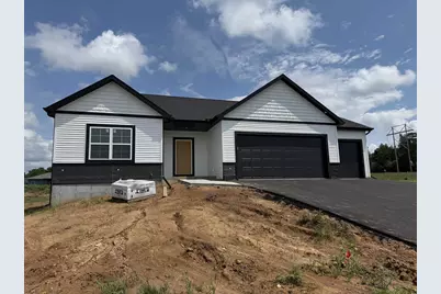 118121 Betty Drive, Stratford, WI 54484 - Photo 2