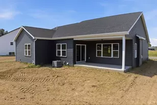 118125 Betty Dr, Stratford, WI 54484 - Photo 4