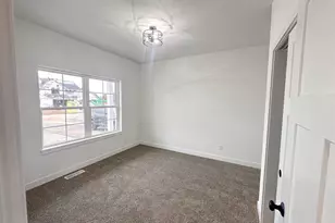 118125 Betty Dr, Stratford, WI 54484 - Photo 8