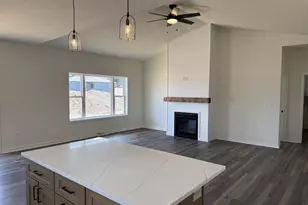 118125 Betty Dr, Stratford, WI 54484 - Photo 6