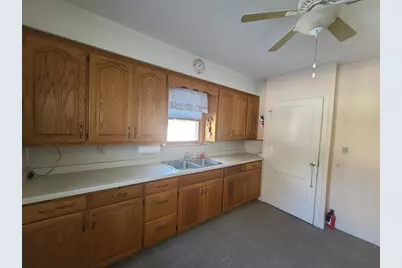 448 Walker Street, Stevens Point, WI 54481 - Photo 2