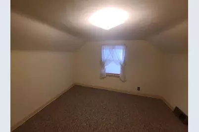 448 Walker Street, Stevens Point, WI 54481 - Photo 18