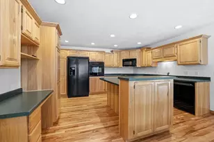 1665 S Ponderosa Dr, Stevens Point, WI 54482 - Photo 18