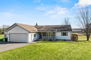 203715 Sun Ridge Dr, Spencer, WI 54479 - Photo 2