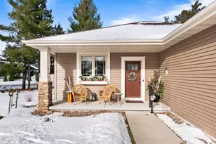 2550 Pepper Tree Pl, Plover, WI 54467 - Photo 2