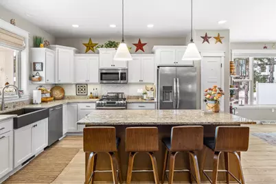 2550 Peppertree Place, Plover, WI 54467 - Photo 4