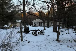 607 W Whispering Cir, Redgranite, WI 54970 - Photo 8