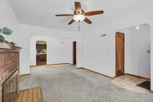 604 S Apple Ave, Marshfield, WI 54449 - Photo 8