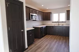 750 Morning Star Ln, Plover, WI 54467 - Photo 6