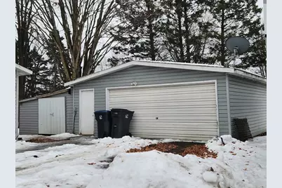 305 W Roberts Street, Spencer, WI 54449 - Photo 2