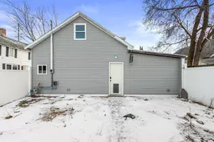 260 17th Ave S, Wisconsin Rapids, WI 54495 - Photo 2