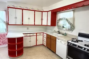 7892 Old 101 Rd, Armstrong Creek, WI 54301 - Photo 40