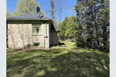7892 Old 101 Road, Armstrong Creek, WI 54103 - Photo 8