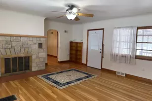 7892 Old 101 Rd, Armstrong Creek, WI 54103 - Photo 12