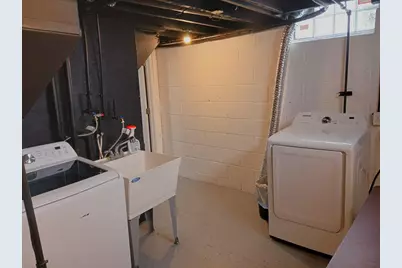 7040 W Tallmadge Place, Milwaukee, WI 53218 - Photo 36