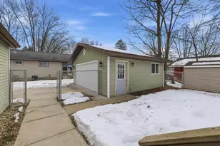 1017 6th Ave, Stevens Point, WI 54481 - Photo 40