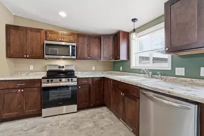 1017 6th Avenue, Stevens Point, WI 54481 - Photo 22