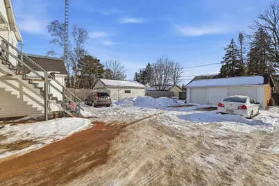 733 Franklin Street, Stevens Point, WI 54481 - Photo 2