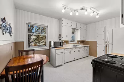 912 N 2nd Avenue, Wausau, WI 54401 - Photo 14