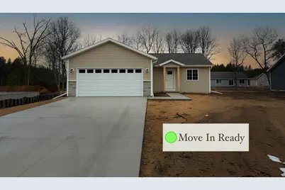 220 Leonard Street, Stevens Point, WI 54482 - Photo 1