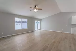 3725 Muskie Dr, Weston, WI 54476 - Photo 4