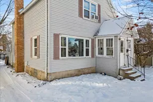 605 S Vine Ave, Marshfield, WI 54449 - Photo 6