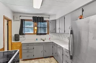 605 S Vine Ave, Marshfield, WI 54449 - Photo 18