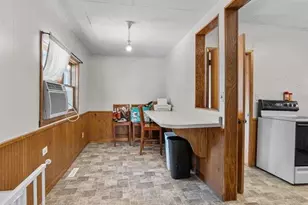 605 S Vine Ave, Marshfield, WI 54449 - Photo 16