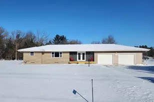 2251 Ranger Rd, Wisconsin Rapids, WI 54494 - Photo 2