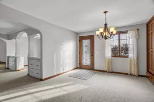 2909 W Mann St, Marshfield, WI 54449 - Photo 8