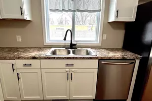 605 E Maple St, Spencer, WI 54479 - Photo 8