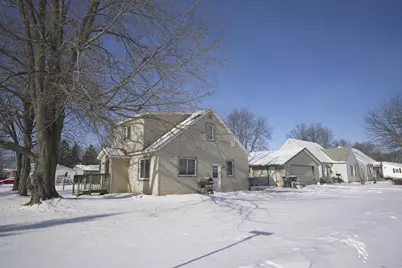 1841 Oak Street, Wisconsin Rapids, WI 54494 - Photo 2