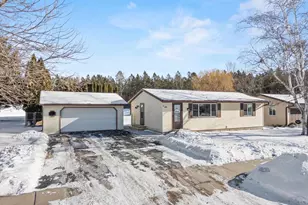 3017 Popp Ave, Marshfield, WI 54449 - Photo 4