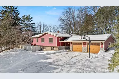 506 Fairview Court, Marshfield, WI 54449 - Photo 1