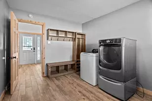 506 Fairview Ct, Marshfield, WI 54449 - Photo 6