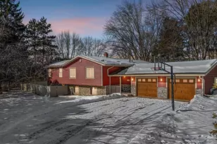 506 Fairview Ct, Marshfield, WI 54449 - Photo 2