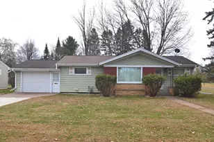 1905 Rosecrans St, Wausau, WI 54401 - Photo 2