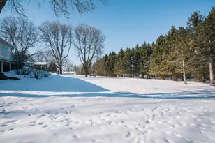 214 W Hunt St, Greenwood, WI 54437 - Photo 10