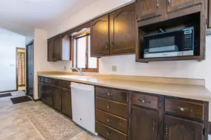 214 W Hunt St, Greenwood, WI 54437 - Photo 20