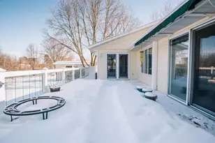 214 W Hunt St, Greenwood, WI 54437 - Photo 6