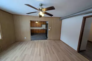 111 N 5th St, Abbotsford, WI 54405 - Photo 4