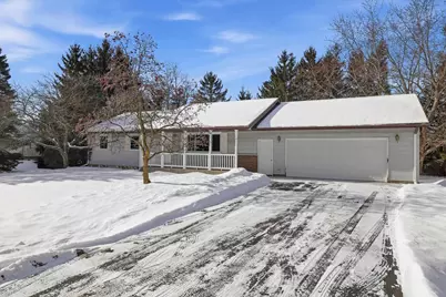 1051 Custer Square, Stevens Point, WI 54482 - Photo 2