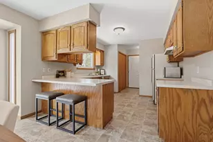 1051 Custer Square, Stevens Point, WI 54482 - Photo 16