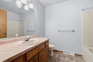 1051 Custer Square, Stevens Point, WI 54482 - Photo 22