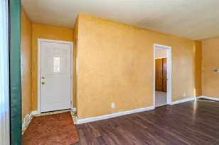 1123 S 14th Ave, Wausau, WI 54401 - Photo 2