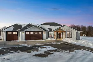 212508 Sturm Rd, Stratford, WI 54484 - Photo 2