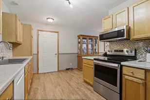 262 White Oak Ave, Plover, WI 54467 - Photo 16