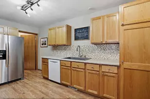 262 White Oak Ave, Plover, WI 54467 - Photo 10